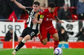 转会期布莱顿备战欧冠，扳平良机细节曝光，球迷炸锅，轮换策略成焦点(特罗萨德破门格里利什扳平布莱顿1)-JBO