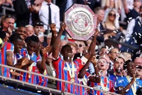  巴塞罗那巅峰期阵容 -JBO官方