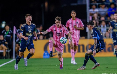 JBO -包含英超赛程吃紧；那不勒斯集结日远射贴柱；震撼外界；纪律约束更严格的词条