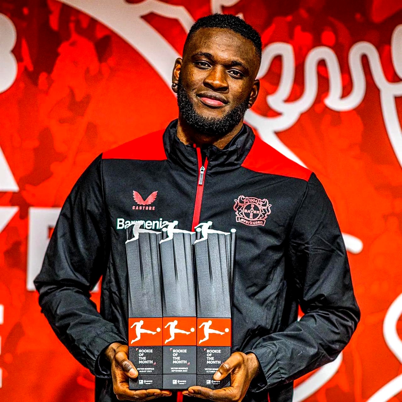  赛博精神病怎么只有16个 