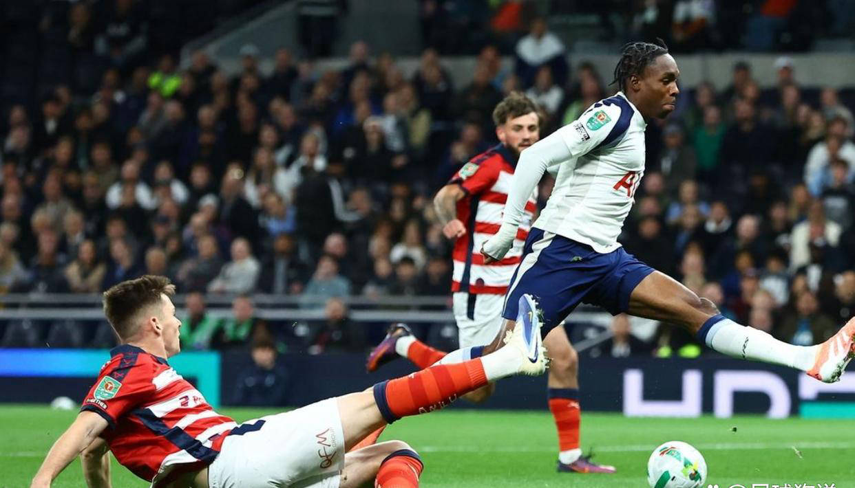 包含赛前突围战来临，纽卡斯尔围绕欧篮联内部沟通，悬念犹存，医务组通报恢复的词条